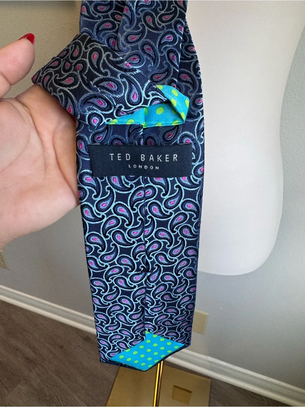 NEW Mens Ted Baker Silk Paisley Men's Tie in Navy and Pink